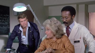 Der Sechs Millionen Dollar Mann: Staffel 3, Folge 14: Geheimnisverrat