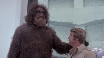 Der Sechs Millionen Dollar Mann: Staffel 3, Folge 18: Bigfoot und die Außerirdischen - Teil 2