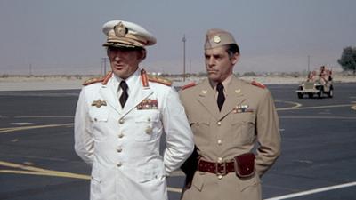 Der Sechs Millionen Dollar Mann: Staffel 4, Folge 10: Die Befreiung des Prinzen - Teil 1