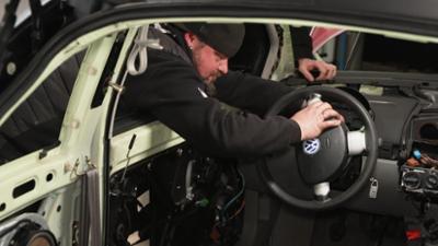 Die Tuning Profis: Folge 2: VW Beatle Die Tuning Profis: Folge 2: VW Beatle