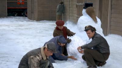 Ein Käfig voller Helden: Folge 14: Der Mann im Schneemann