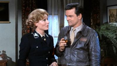 Ein Käfig voller Helden: Folge 28: Schultzie - Ein Genie!