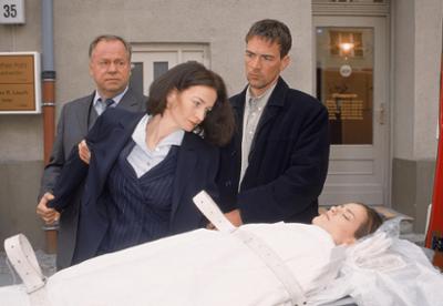 Im Namen des Gesetzes: Staffel 8, Folge 2: Geschäft mit dem Tod