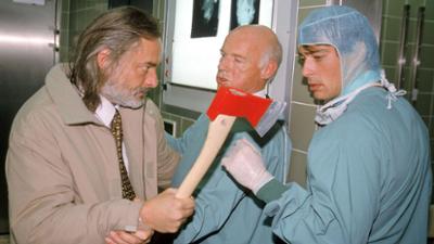 Im Namen des Gesetzes: Folge 16: Tod im OP