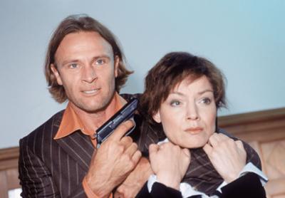 Im Namen des Gesetzes: Staffel 11, Folge 5: Doppelspiel