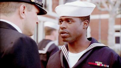 J.A.G. - Im Auftrag der Ehre: Staffel 5, Folge 20: Tod in der Absprungzone