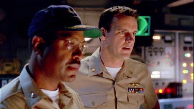 J.A.G. - Im Auftrag der Ehre: Staffel 5, Folge 7: Bomben auf New York