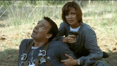 J.A.G. - Im Auftrag der Ehre: Staffel 4, Folge 1: Tod in der Taiga (2)