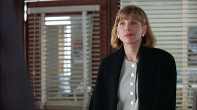 Law & Order: Staffel 4, Folge 18: Zweikampf
