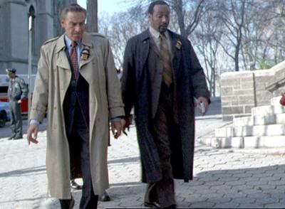 Law & Order: Staffel 12, Folge 12: Hilflos