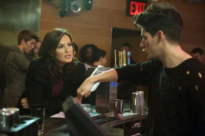Law & Order: Staffel 14, Folge 12: Wahres Gesicht