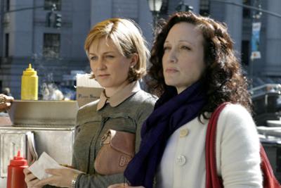 Law & Order: Staffel 1, Folge 1: Schmutziges Showgeschäft