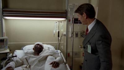 Law & Order: Staffel 1, Folge 2: 41 Schüsse und elf Sekunden