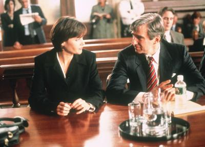 Law & Order: Staffel 8, Folge 8: McCoys List