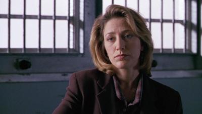 Law & Order: Staffel 8, Folge 14: Das blaue Zimmer