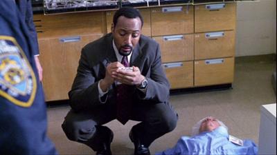 Law & Order: Staffel 11, Folge 10: Tierschutz mit allen Mitteln