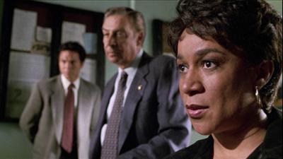 Law & Order: Staffel 9, Folge 2: Das Kumpel-System