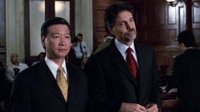 Law & Order: Staffel 13, Folge 9: Klagen aus China