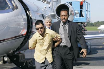 Law & Order: Staffel 15, Folge 9: Frau in Ketten