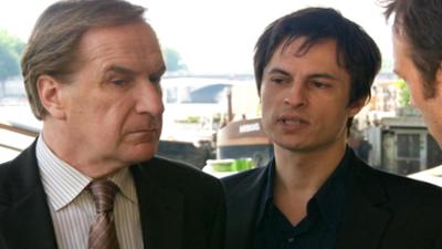 Law & Order: Staffel 3, Folge 1: Doppeltes Spiel