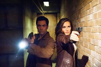 Law & Order: Staffel 14, Folge 5: Feuerteufel