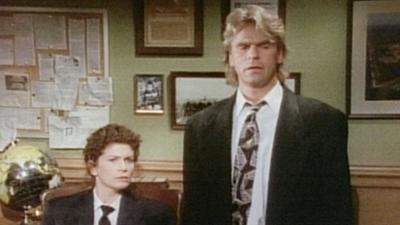 MacGyver: Staffel 7, Folge 4: Der Feuerteufel