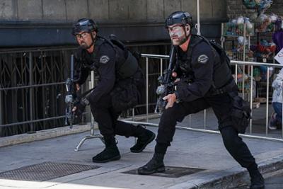 S.W.A.T.: Staffel 4, Folge 18: Rassenhass