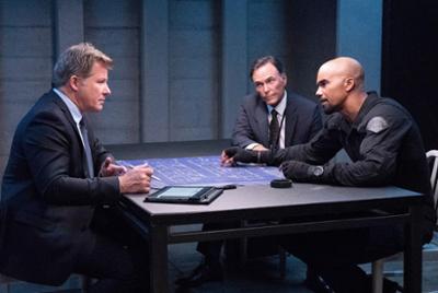 S.W.A.T.: Staffel 2, Folge 21: Interne Ermittlung