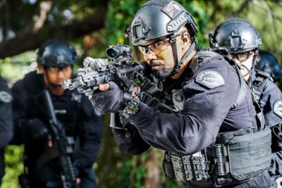 S.W.A.T.: Staffel 2, Folge 8: Social Media Mord