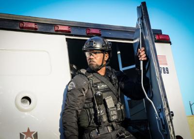 S.W.A.T.: Staffel 1, Folge 14: Geister der Vergangenheit