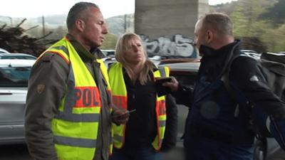 Schneller als die Polizei erlaubt: Staffel 6, Folge 18: Showdown an der Straßensperre