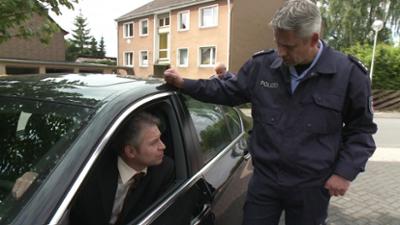 Schneller als die Polizei erlaubt: Staffel 9, Folge 28: Ein Bürgermeister droht den Beamten