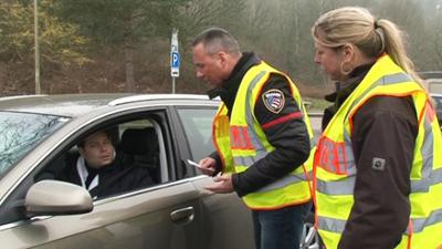 Schneller als die Polizei erlaubt: Staffel 6, Folge 25: Ein Musiker vergreift sich im Ton