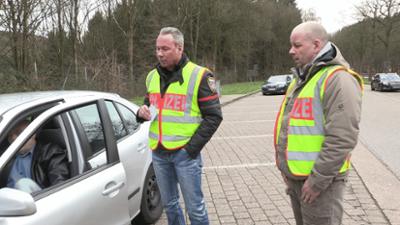 Schneller als die Polizei erlaubt: Staffel 10, Folge 1: Keine Chance für aggressive Drängler