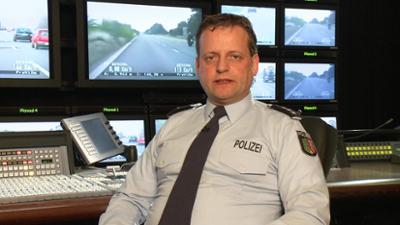 Schneller als die Polizei erlaubt: Staffel 9, Folge 13: Lösegeldübergabe auf dem Rastplatz