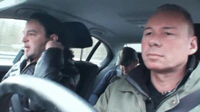 Schneller als die Polizei erlaubt: Staffel 6, Folge 6: Riskanter Reifenwechsel