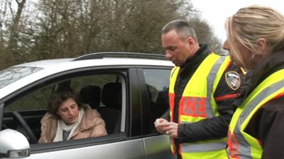 Schneller als die Polizei erlaubt: Staffel 6, Folge 40: Drängeln im Namen der Liebe