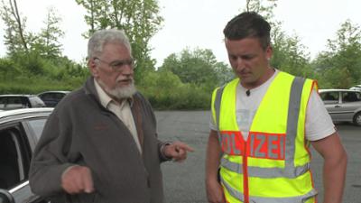Schneller als die Polizei erlaubt: Staffel 10, Folge 28: Ein Bürgerrechtler ist frustriert