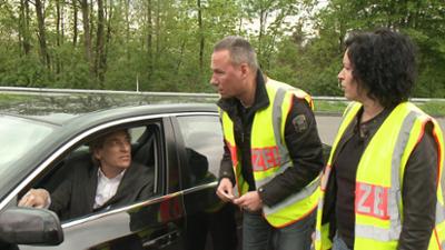 Schneller als die Polizei erlaubt: Staffel 8, Folge 22: Illegale "Müllentsorgung"