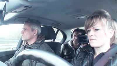 Schneller als die Polizei erlaubt: Staffel 8, Folge 20: Rekordverdächtiger Raser wird als Welpenschmuggler entlarvt