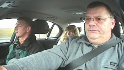 Schneller als die Polizei erlaubt: Staffel 6, Folge 7: Ein Fußgänger verursacht einen Großeinsatz der Polizei Schneller als die Polizei erlaubt: Staffel 6, Folge 7: Ein Fußgänger verursacht einen Großeinsatz der Polizei