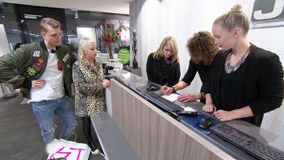 Shopping Queen: Folge 40: Gruppe Stuttgart: Tag 1 / Nadja Shopping Queen: Folge 40: Gruppe Stuttgart: Tag 1 / Nadja