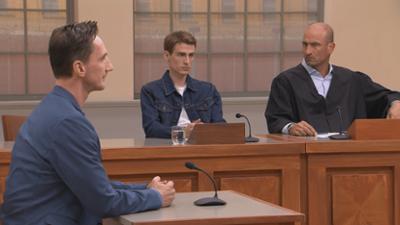 Ulrich Wetzel - Das Jugendgericht: Lehrer beklaut und ausgeknockt - Ging es um die Matheklausuren oder steckt etwas anderes dahinter?
