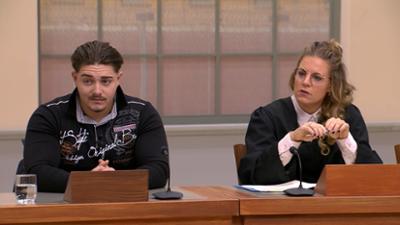 Ulrich Wetzel - Das Jugendgericht: Folge 47: Er 20, Sie 49 - Zockte Bodybuilder seine wohlhabende Geliebte ab?
