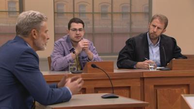 Ulrich Wetzel - Das Jugendgericht: Folge 2: Teenager wirft Chinaböller in fahrendes Auto