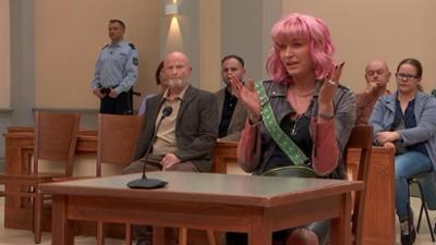 Ulrich Wetzel - Das Strafgericht: Der eiskalte Engel - Hat sich eine Altenpflegerin an ihrem Vermieter gerächt?