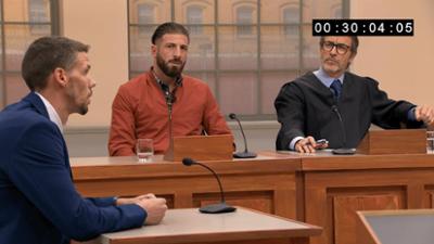 Ulrich Wetzel - Das Strafgericht: Folge 28: Voll Verstrahlt - Brandanschlag auf Mann im Wald