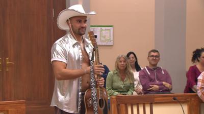 Ulrich Wetzel - Das Strafgericht: Folge 210: Eine Frau ohne Papiere, ein Cowboy und ein Raub