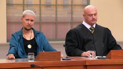 Ulrich Wetzel - Das Strafgericht: Gefährlicher Drahtseilakt - Verübte frustrierter Seiltänzer hinterhältigen Mordanschlag auf attrakti