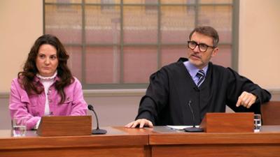 Ulrich Wetzel - Das Strafgericht: Folge 388: Leiche im Kofferraum - Wollte junge Frau einen Mordfall vertuschen?